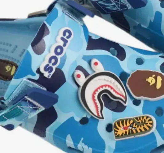 Zuecos camuflaje azul