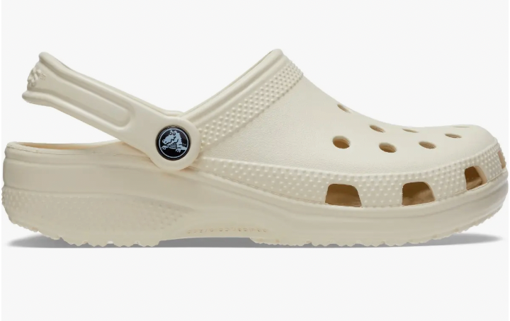 Zuecos clasicos crema
